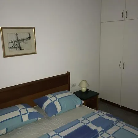 In With Balcony, Air Conditioning, Wifi Apartmán Sukošan