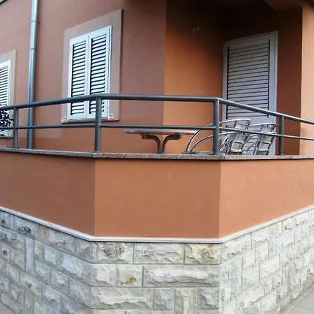 In With Balcony, Air Conditioning, Wifi *