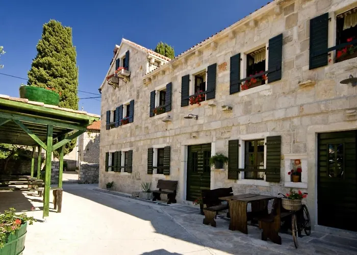 In With Balcony, Air Conditioning, Wifi Апартаменты Сукошан